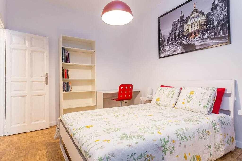 Апартаменты Piso Confortable Y Centrico Мадрид Экстерьер фото